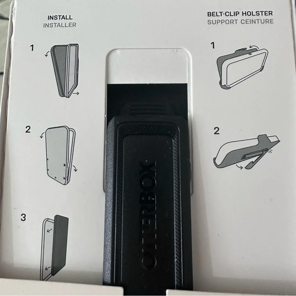 Otterbox Defender Pro iPhone 14 Pro Belt Clip Holster
